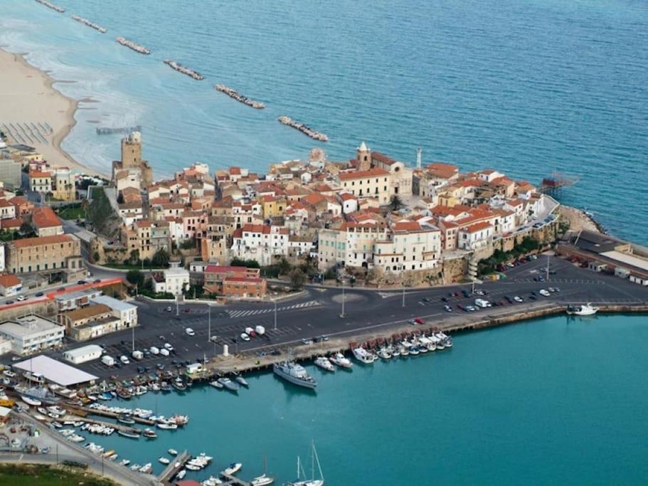 Torre Del Meridiano Casa Vacanze Centrale Термолі Екстер'єр фото