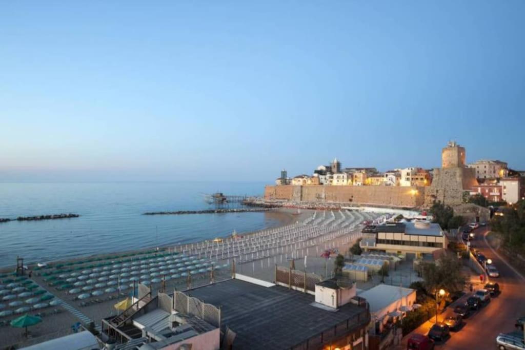 Torre Del Meridiano Casa Vacanze Centrale Термолі Екстер'єр фото